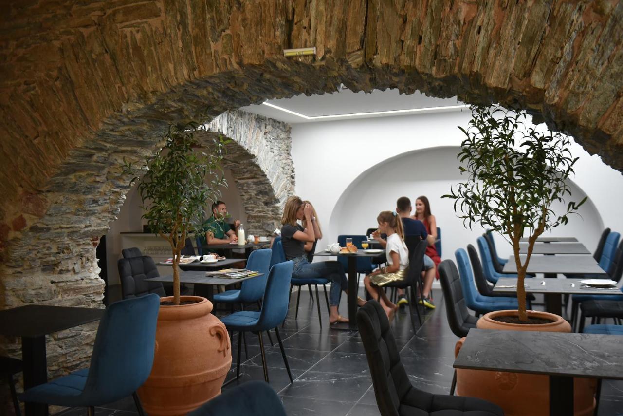Hotel Continental Бастия Екстериор снимка